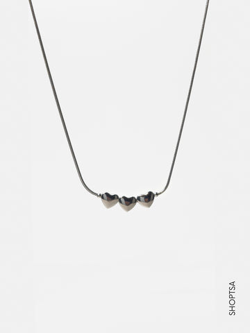 Collana semirigida tre cuori
