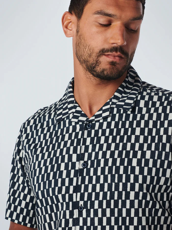 Geometric print shirt - No Excess