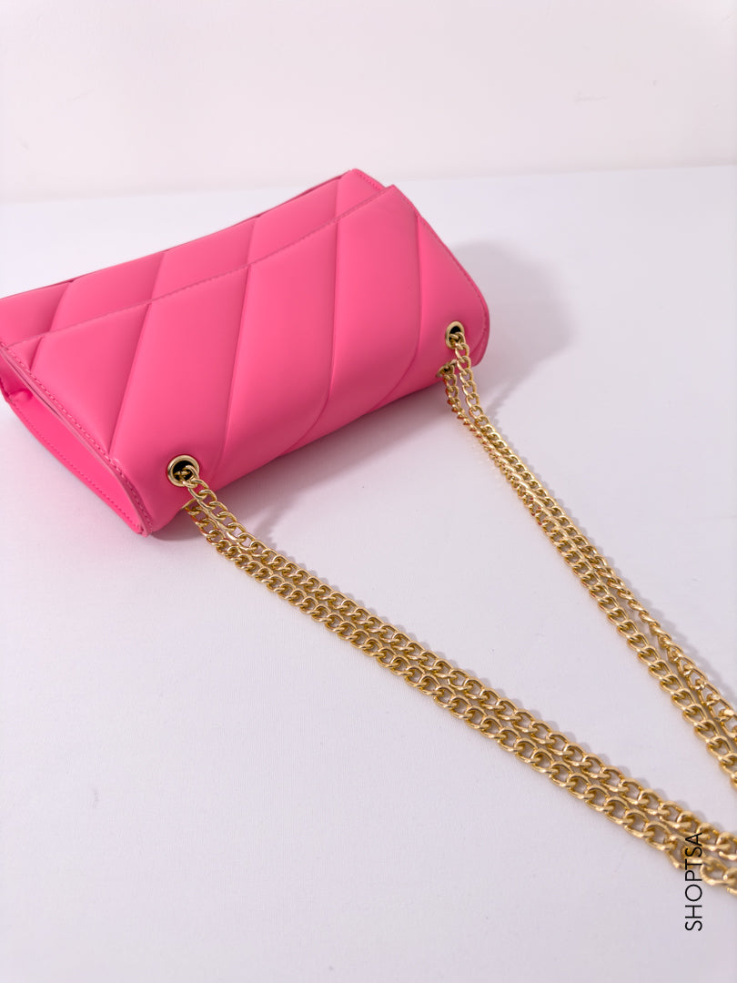 Cherry curved base bag