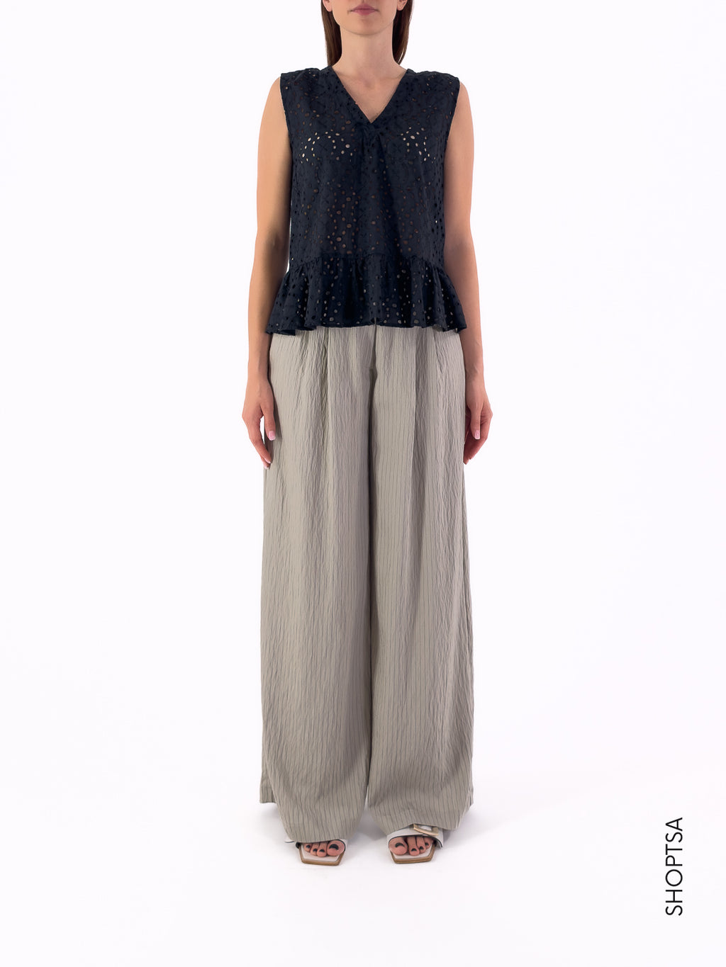 Top traforato con balza KLENIA