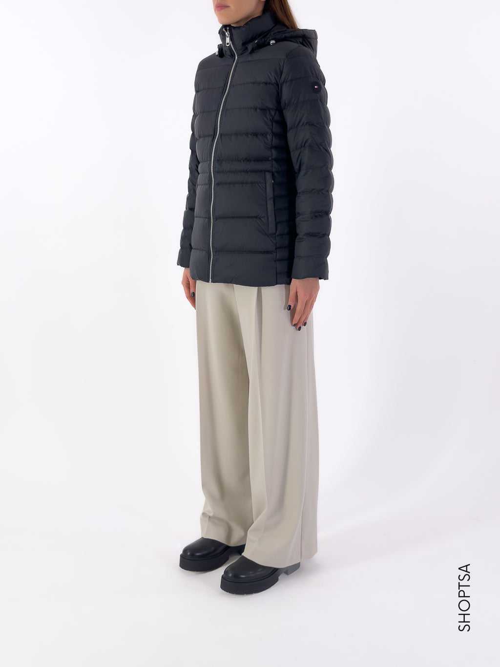 Giubbotto nero cappuccio staccabile 42741