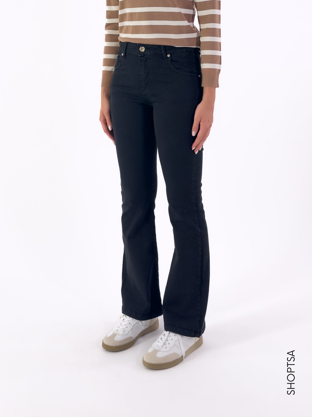 Jeans bootcut e a zampa