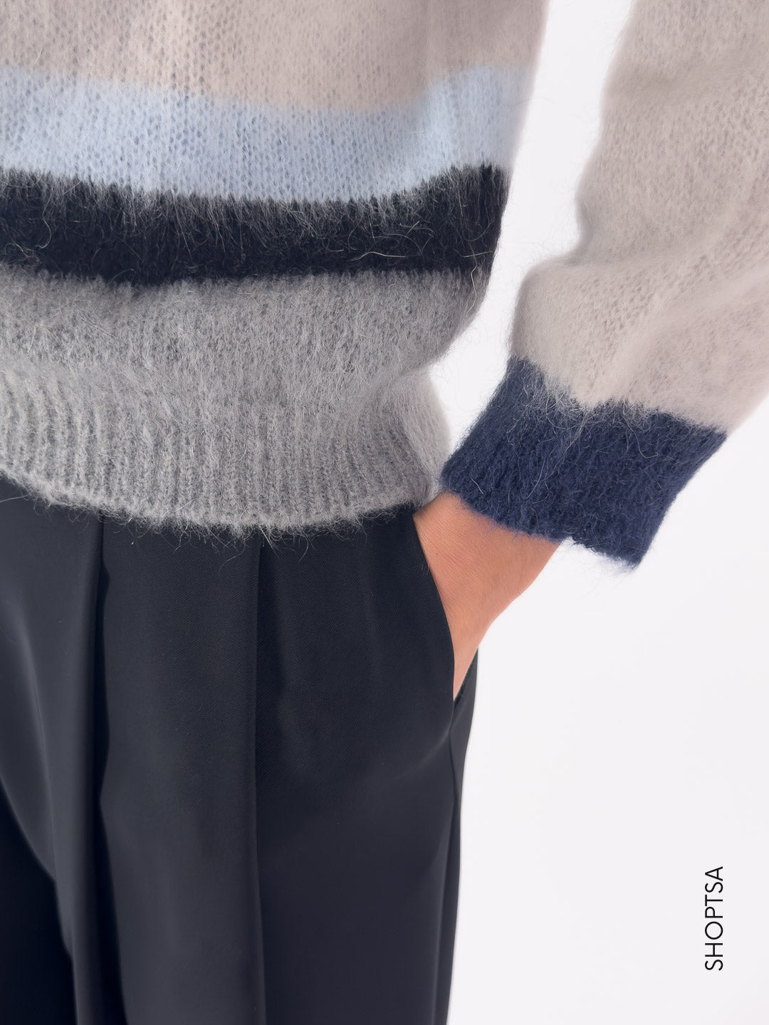 Maglione girocollo righe sfumate