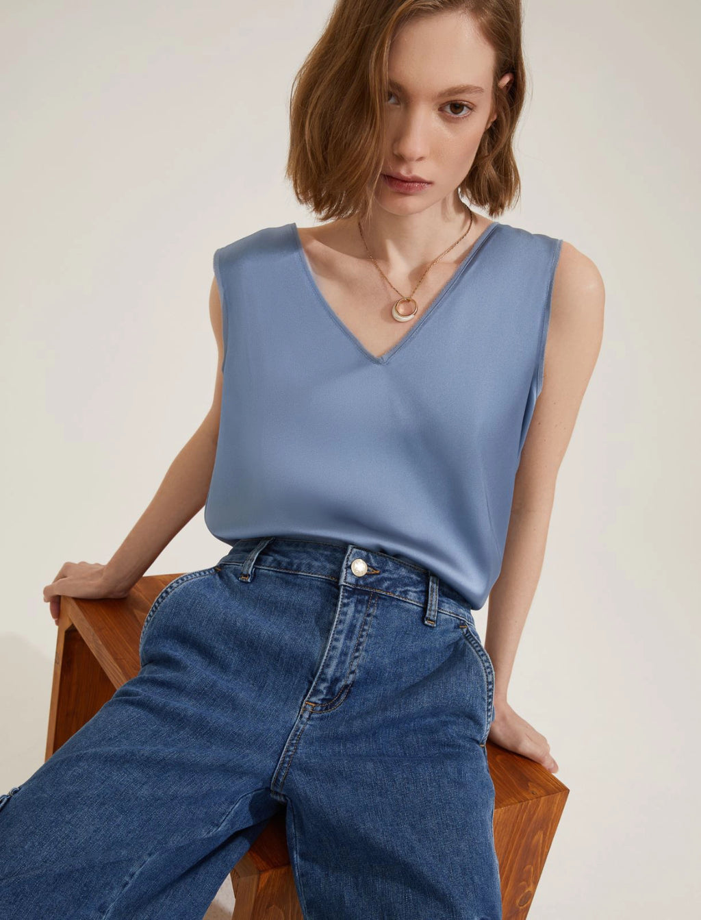 Top smanicato in raso LIEN
