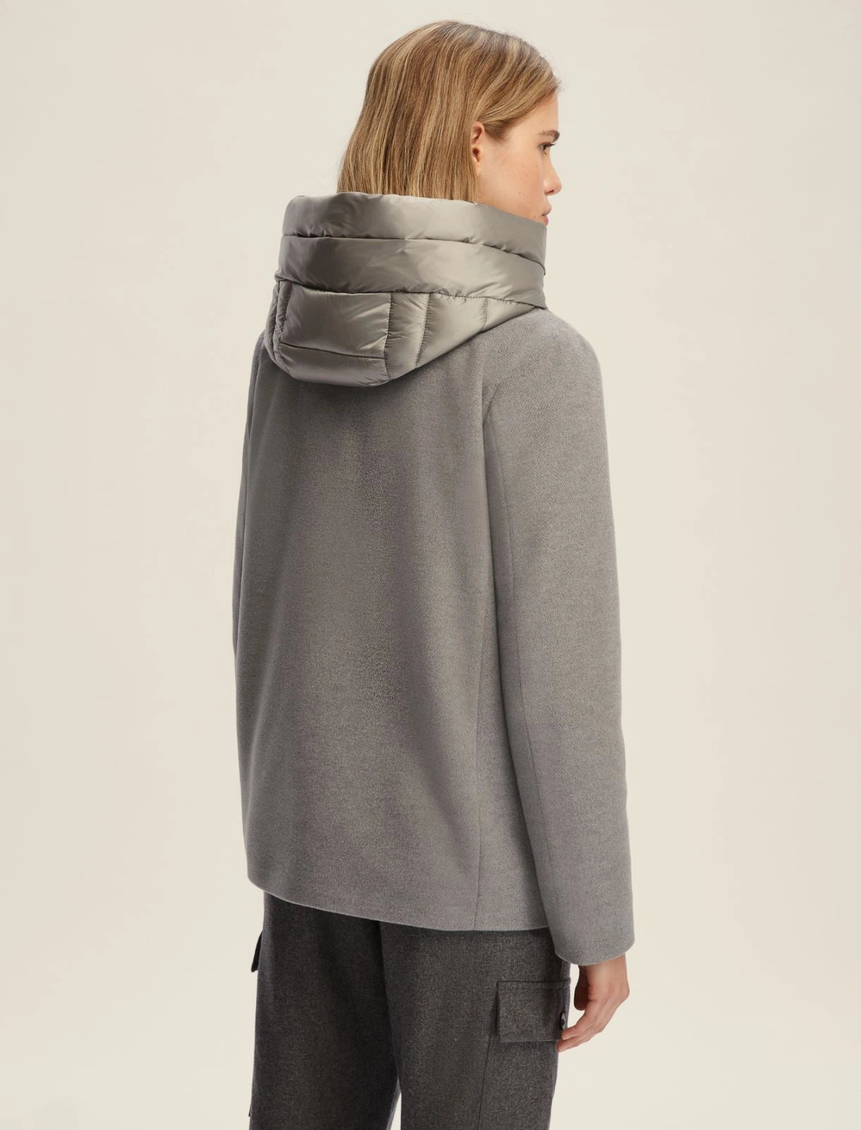 Giaccone imbottito in panno corto SORRISO