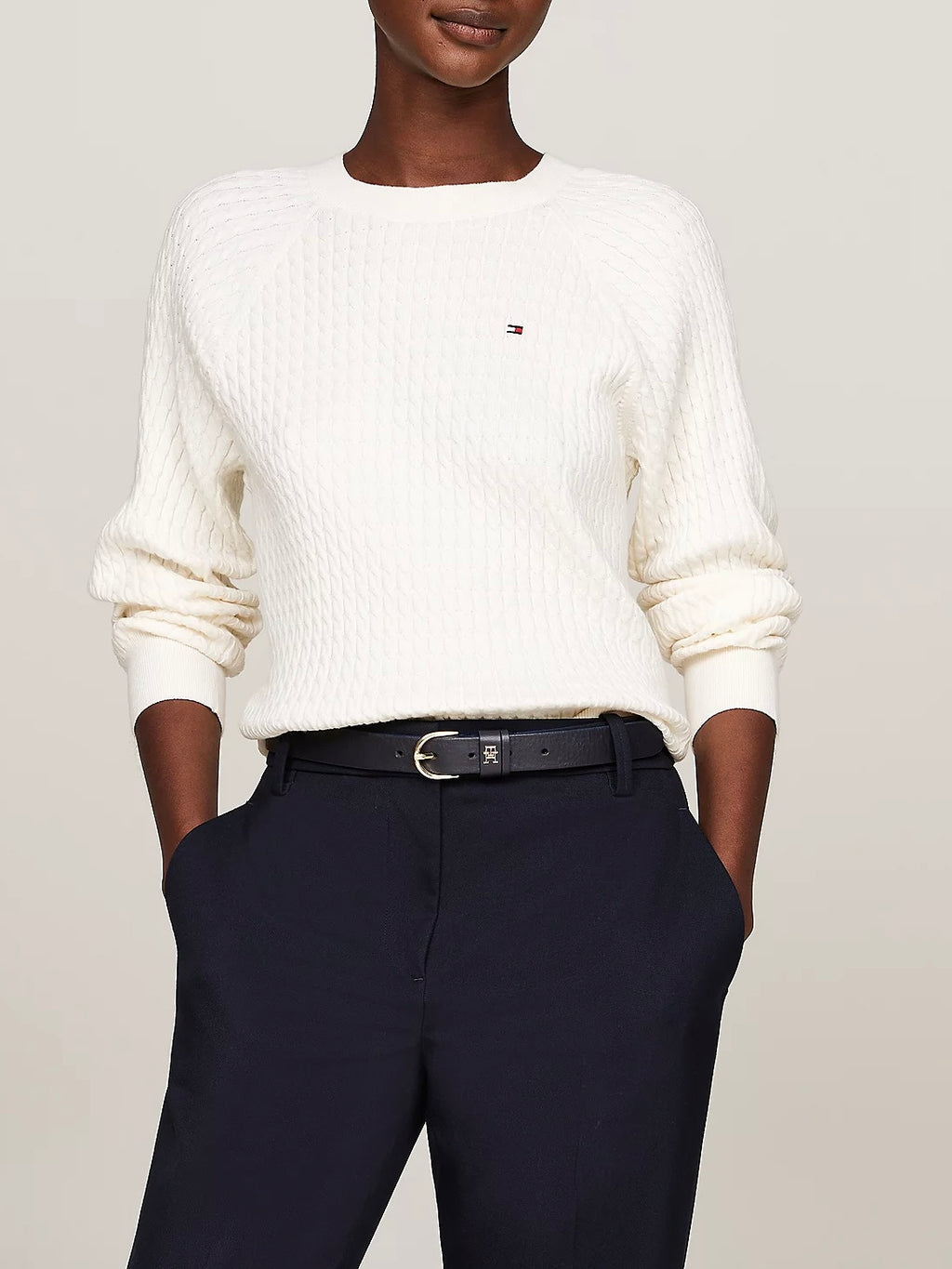 Maglione intrecciato con manica raglan