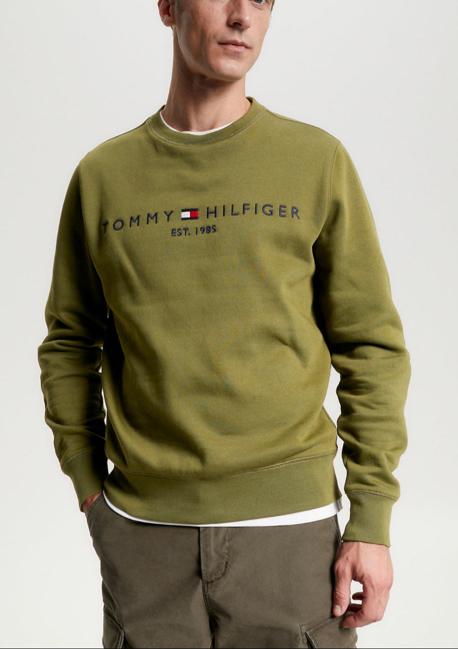Sweatshirt with embroidered logo - Tommy Hilfiger