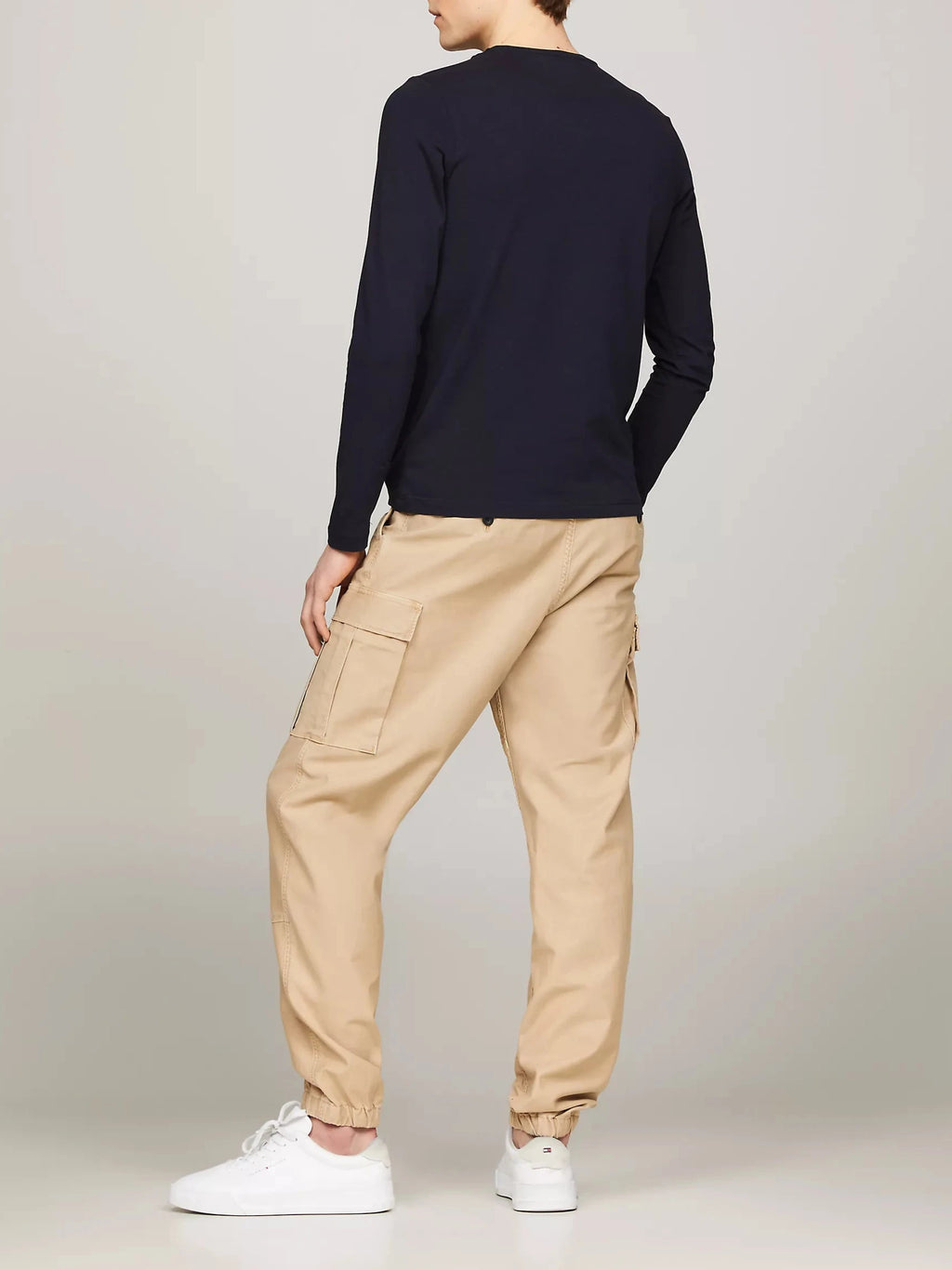 T-shirt slim fit maniche lunghe