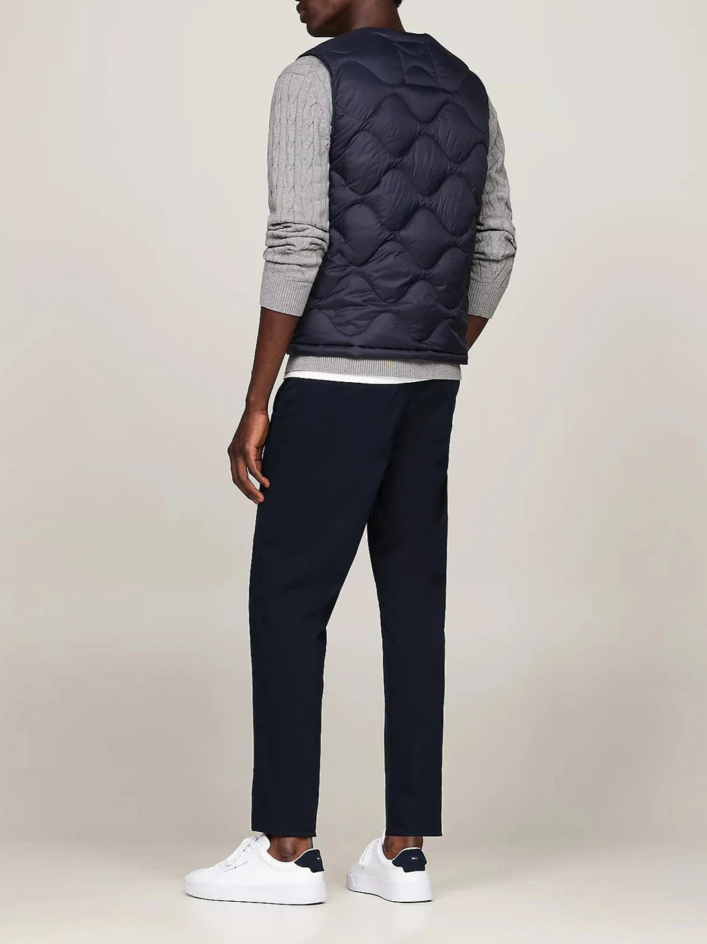 Gilet piumino smanicato trapuntato