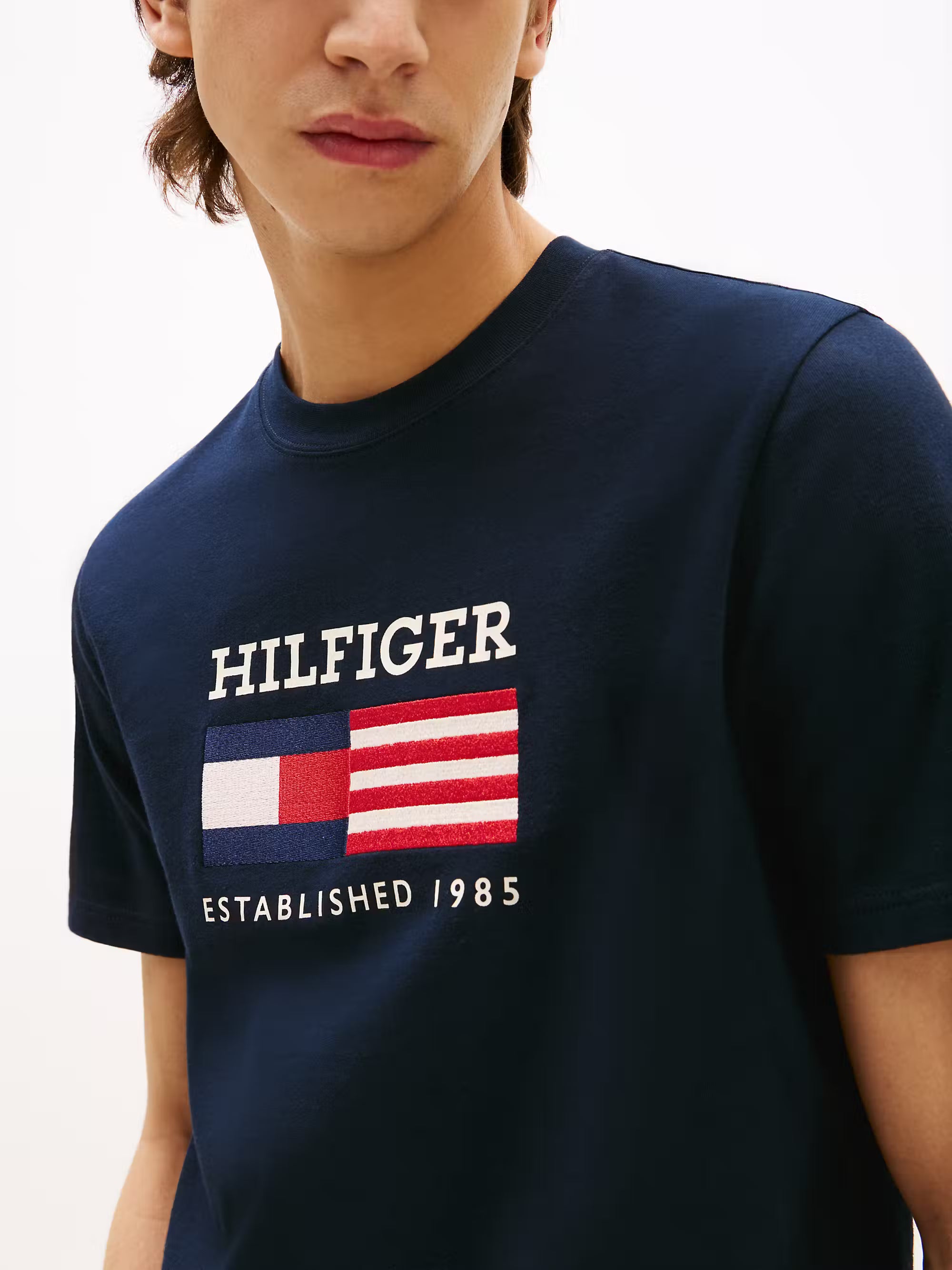 Maglietta con ricamo W39843