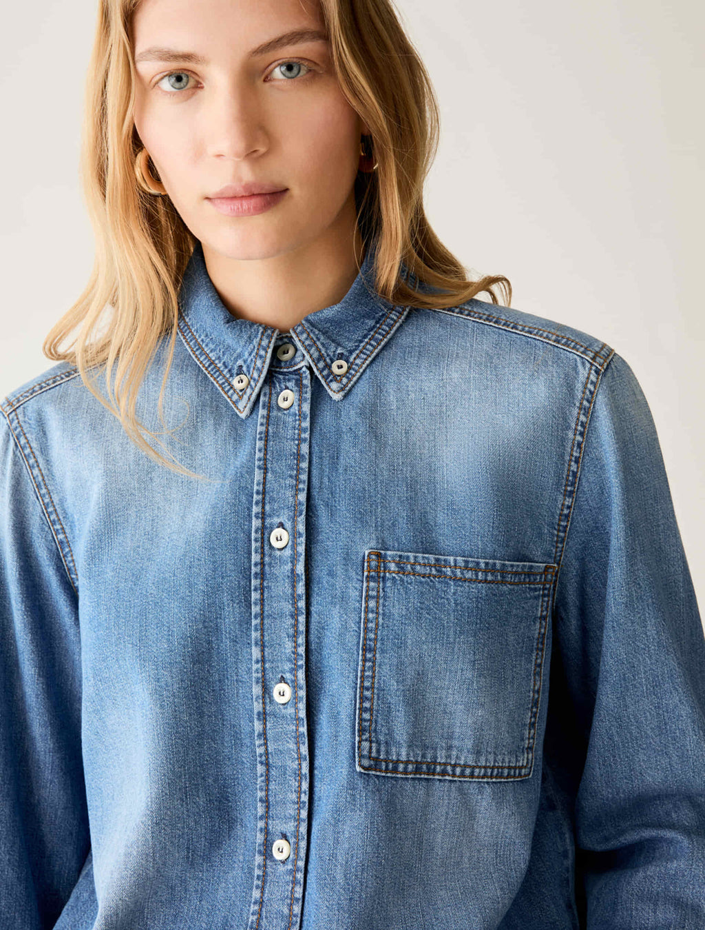 Camicia boxy in denim leggero di cotone - PBBOMBRINA