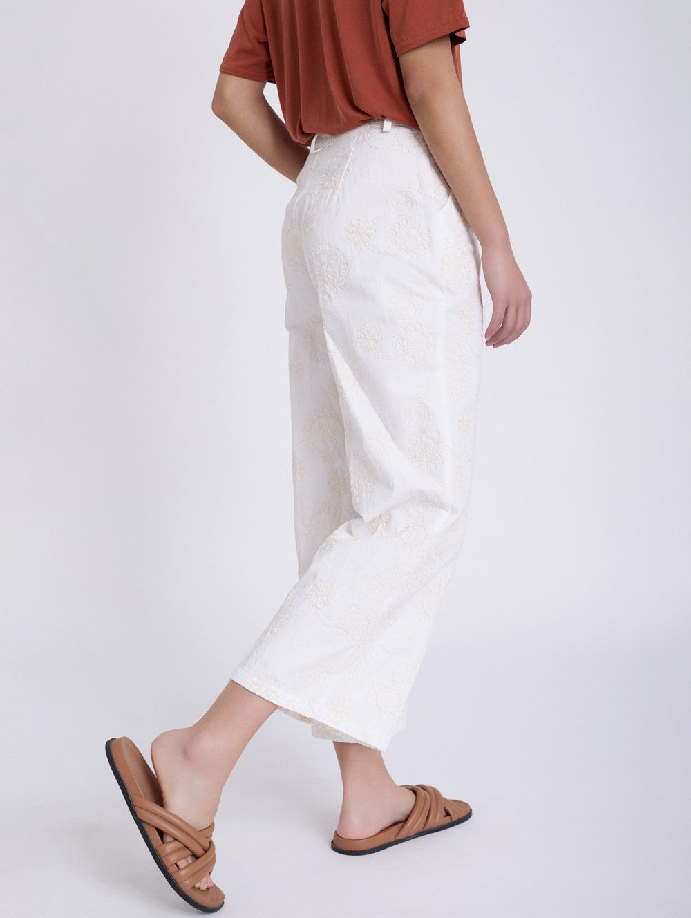 Pantalone con ricamo S50p03w - Skatie - shopTSa