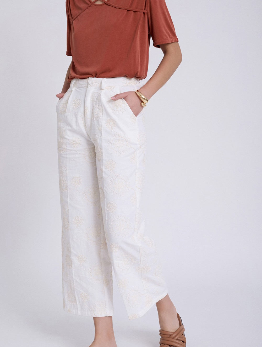 Pantalone con ricamo S50p03w - Skatie - shopTSa