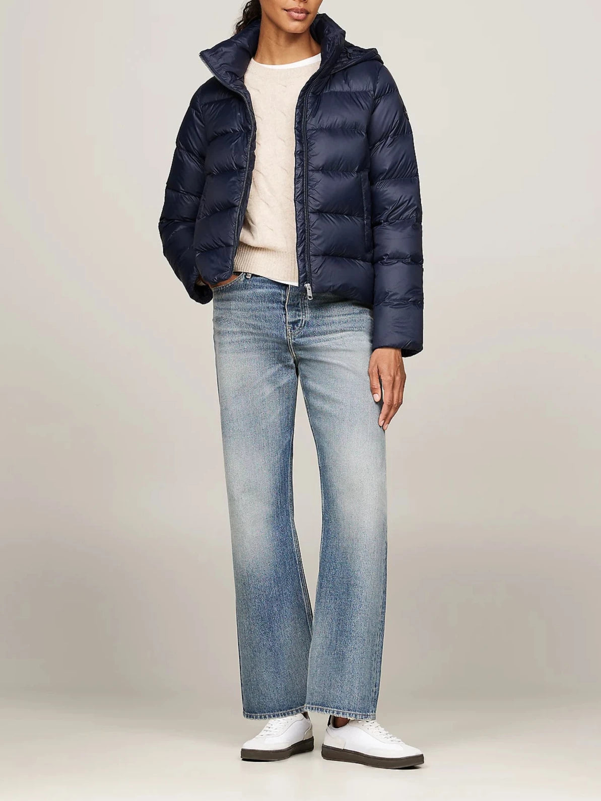 Piumino boxy con cappuccio