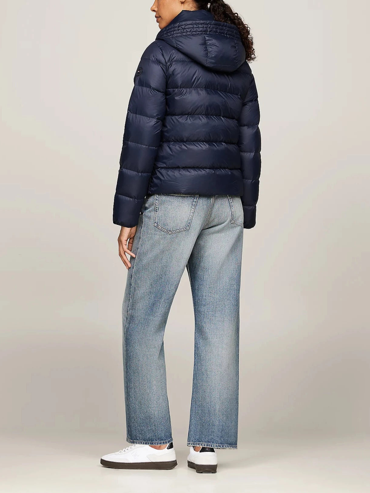 Piumino boxy con cappuccio