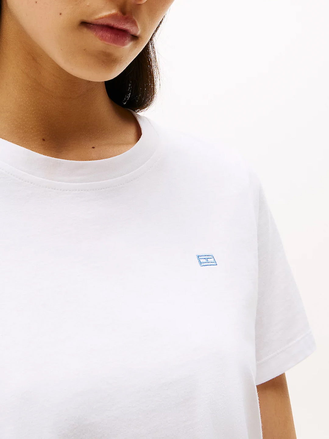T-shirt bandierina ricamo a contrasto - Tommy Hilfiger - shopTSa