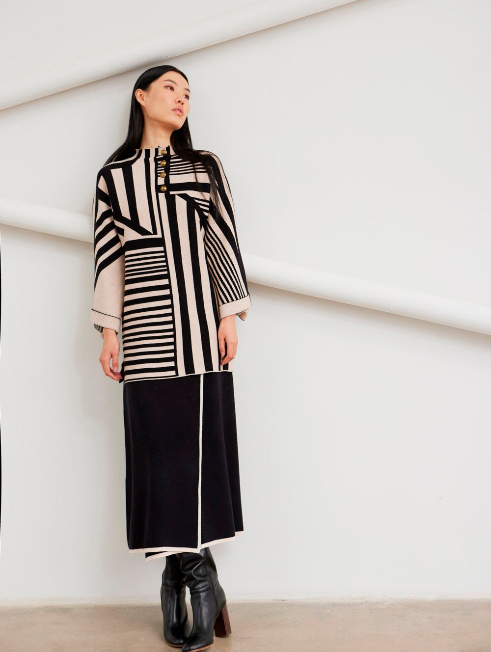 Heavy midi skirt - SKATIE