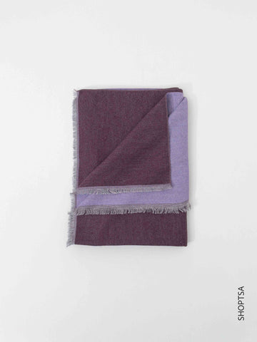 Scarves in viscose and colored wool