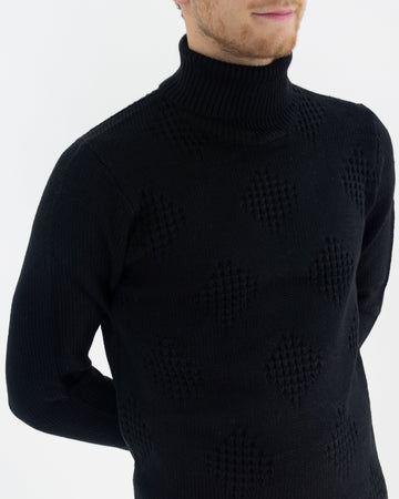 Maglia dolcevita lavorazione rombi