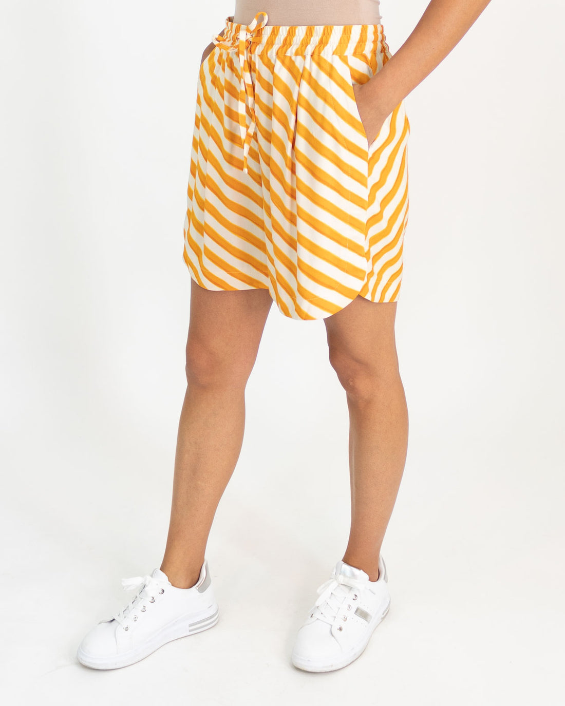 Striped Bermuda shorts with elastic - Nümph