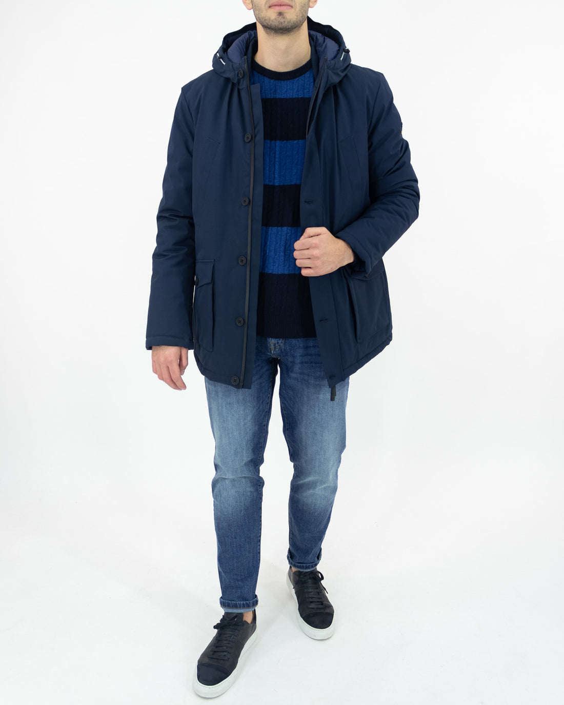 Parka blu con cappuccio