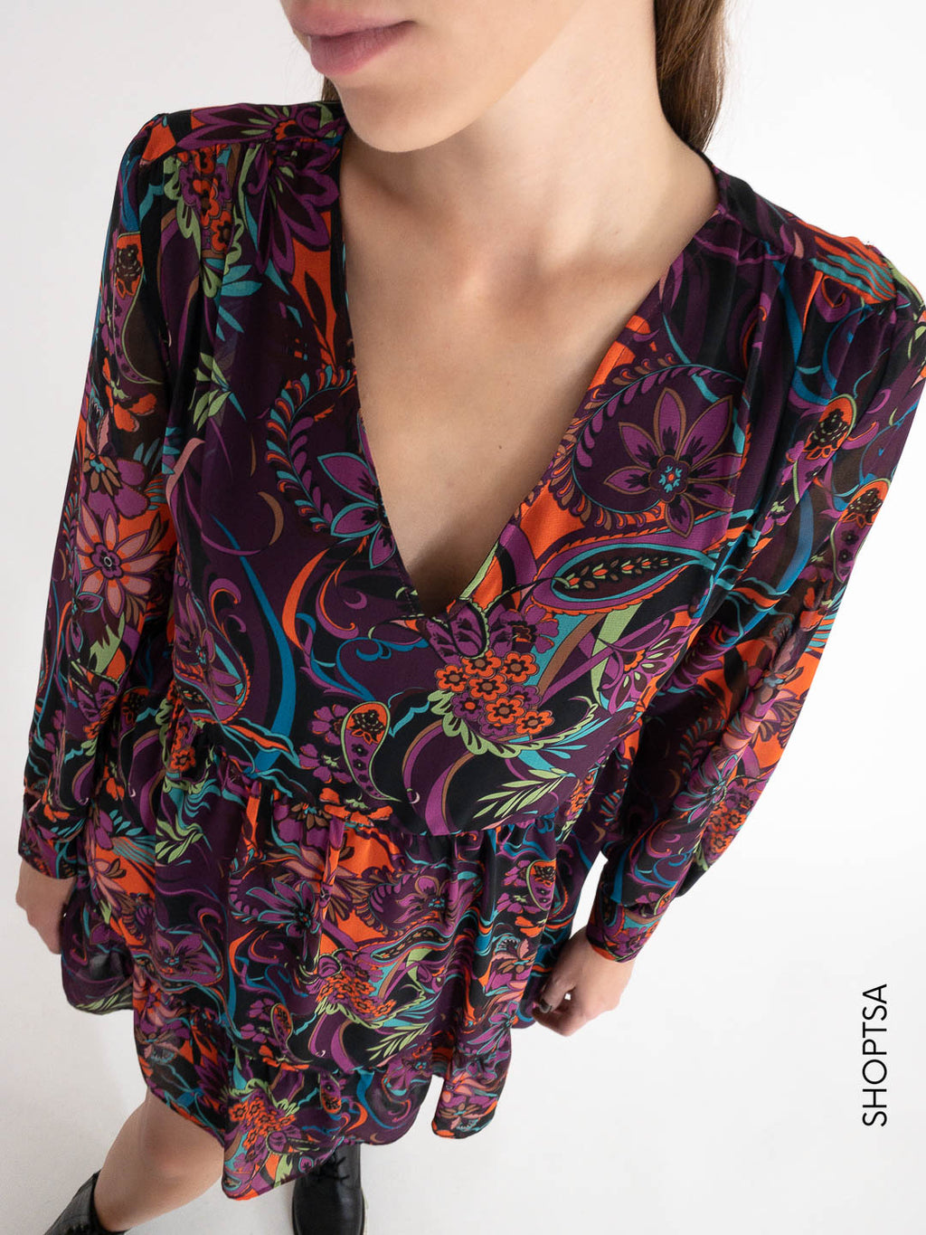 Short flared fuchsia dress