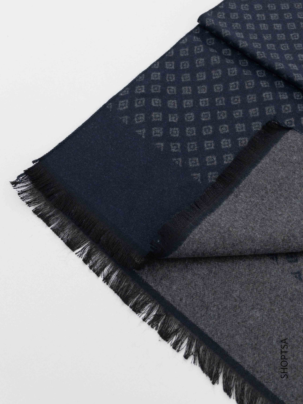 Men's patterned scarf