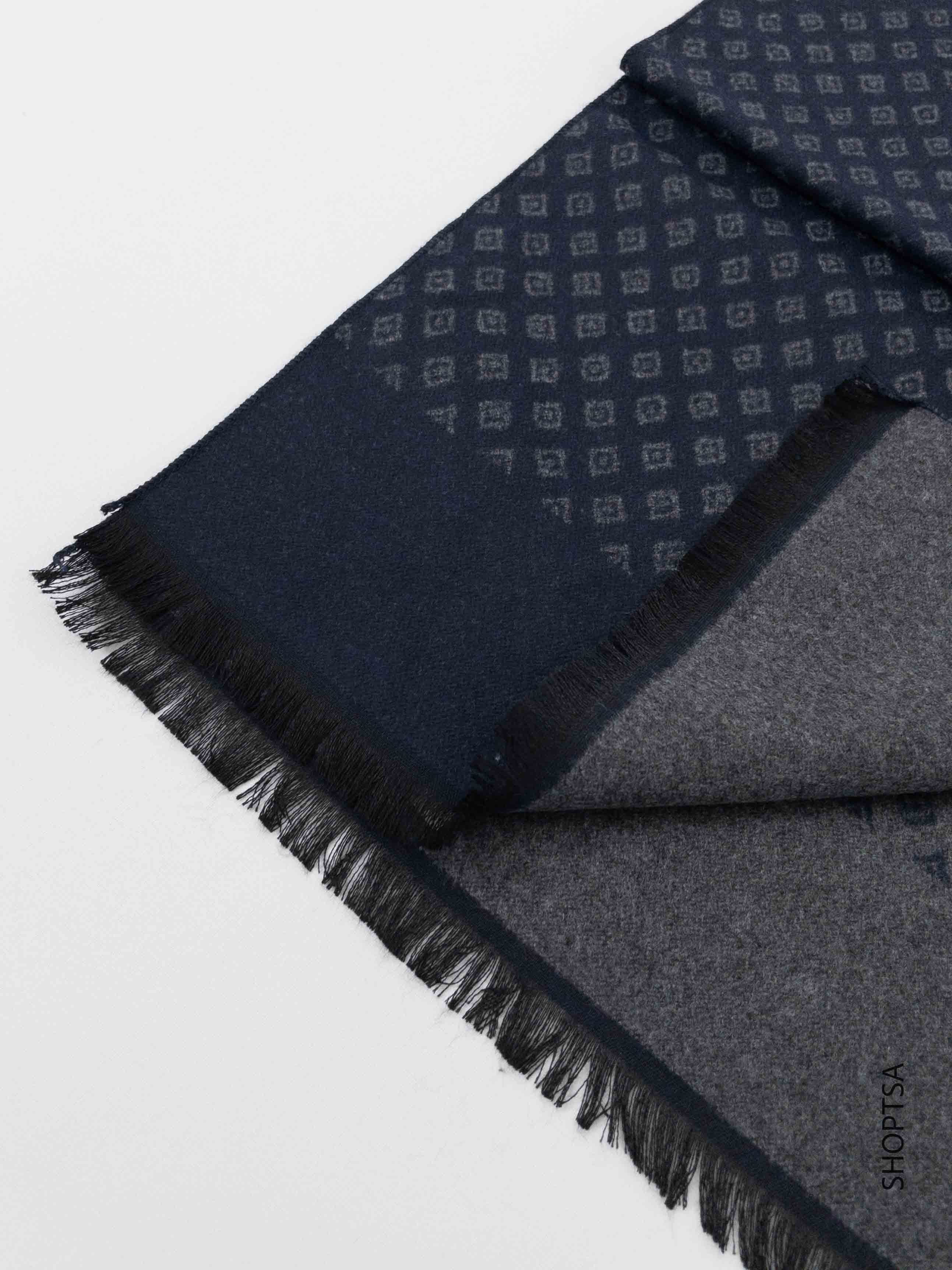 Men's patterned scarf