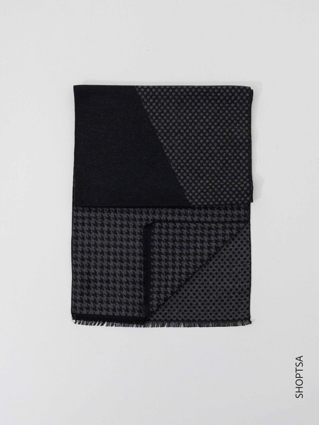 Men's patterned scarf