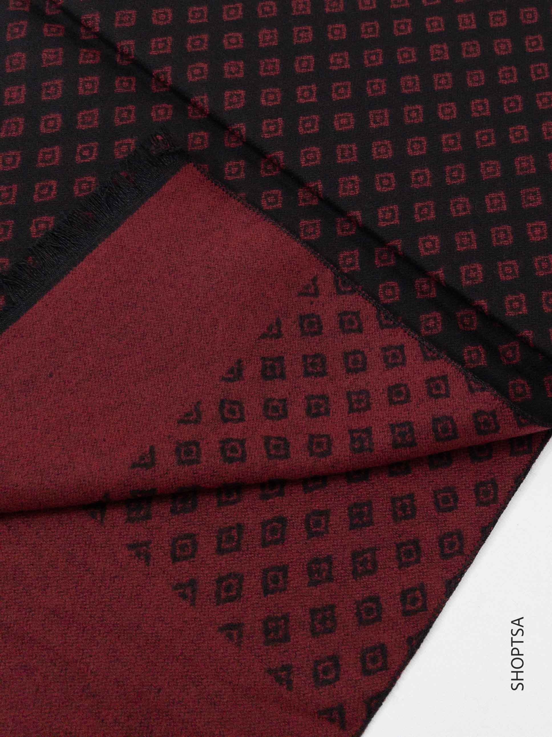 Men's patterned scarf