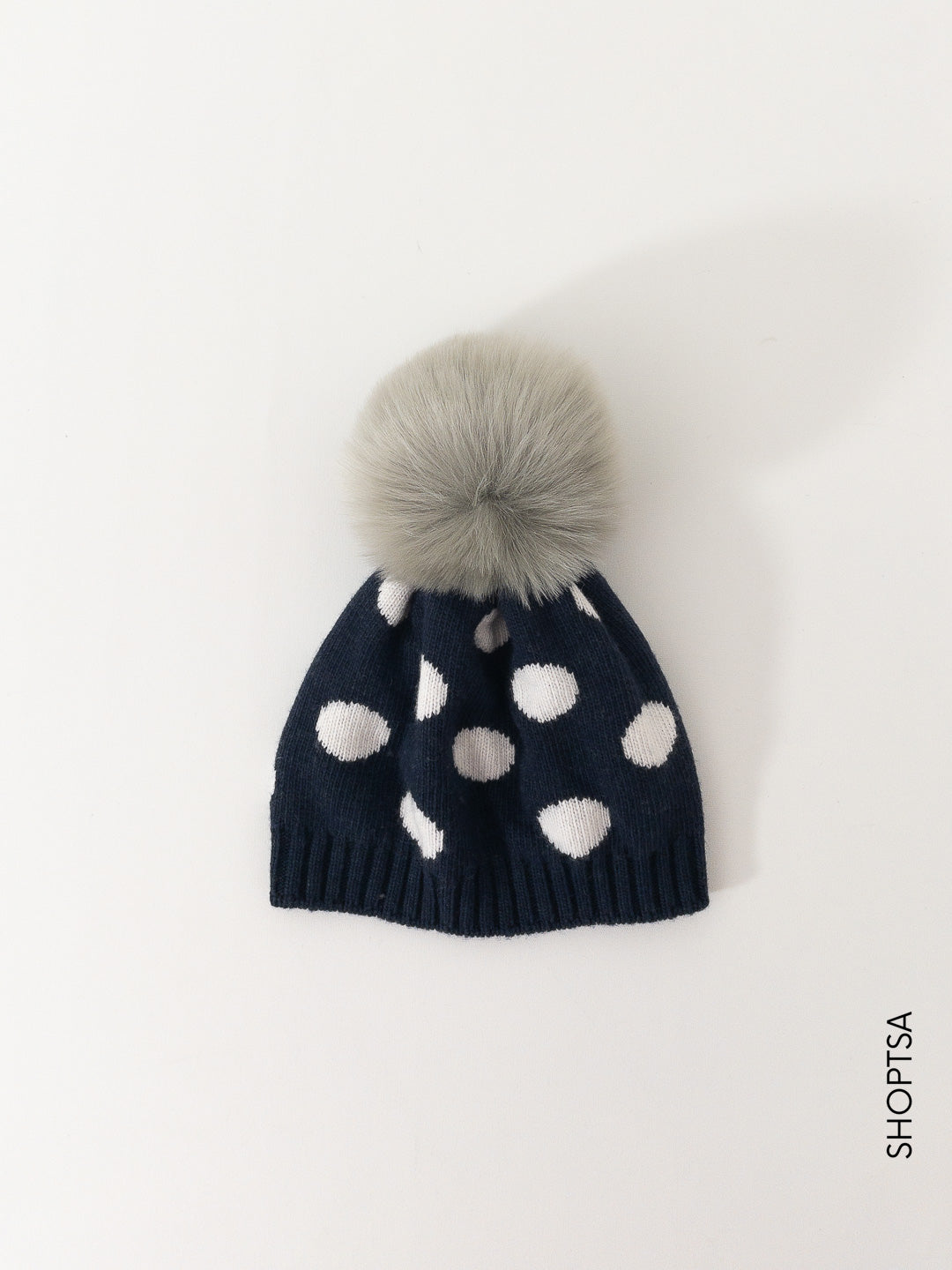 Wool and cashmere pom pom hat