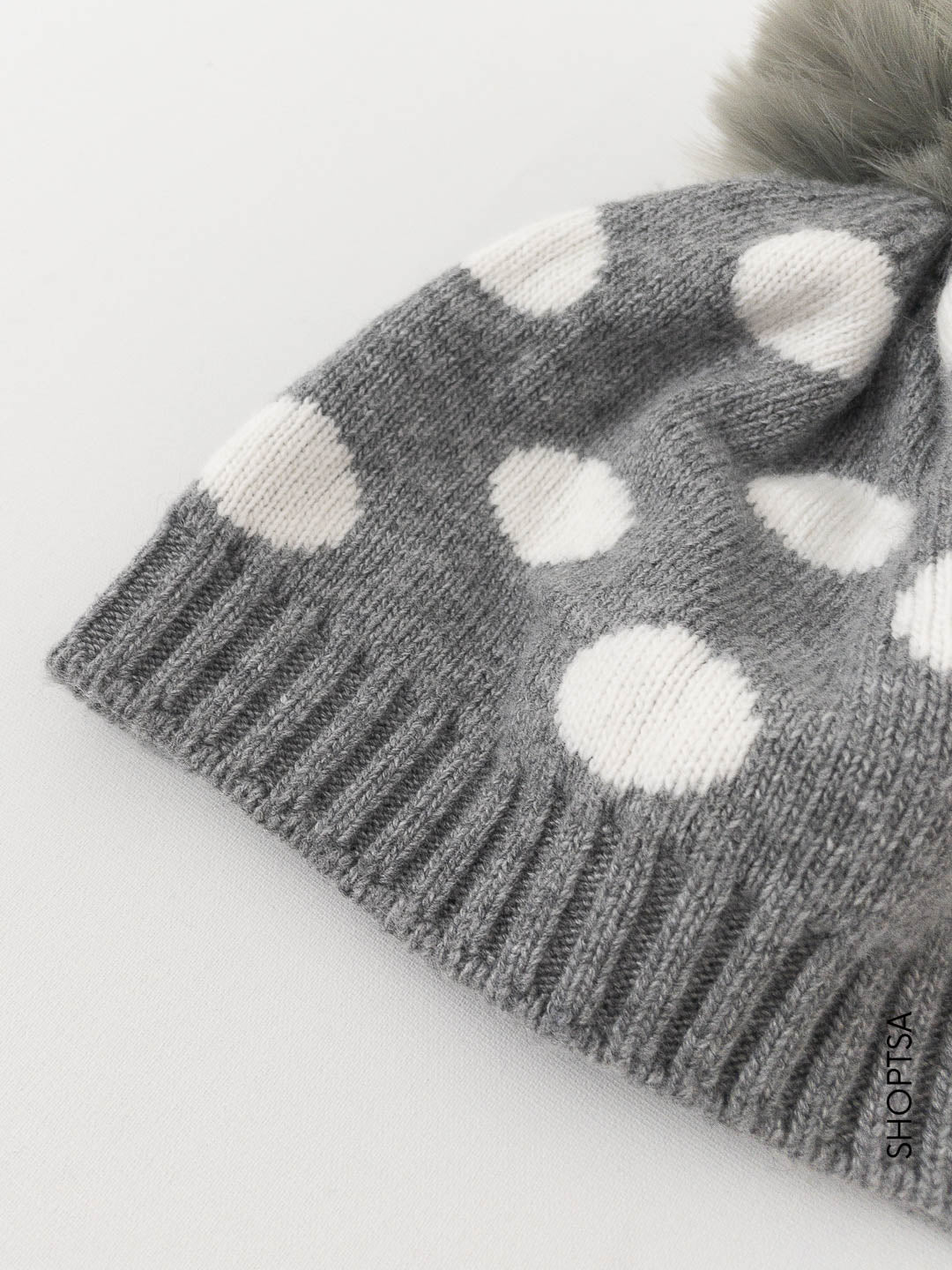 Wool and cashmere pom pom hat